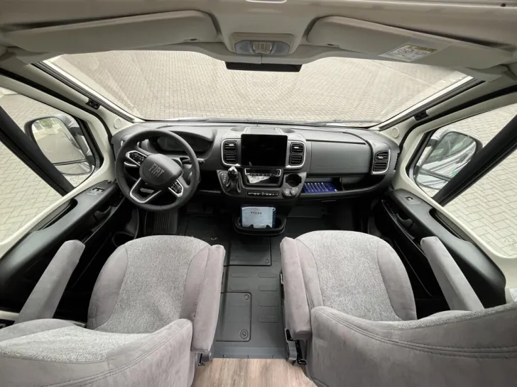 Fahrzeugbild Carado pro+ CV 640 #11