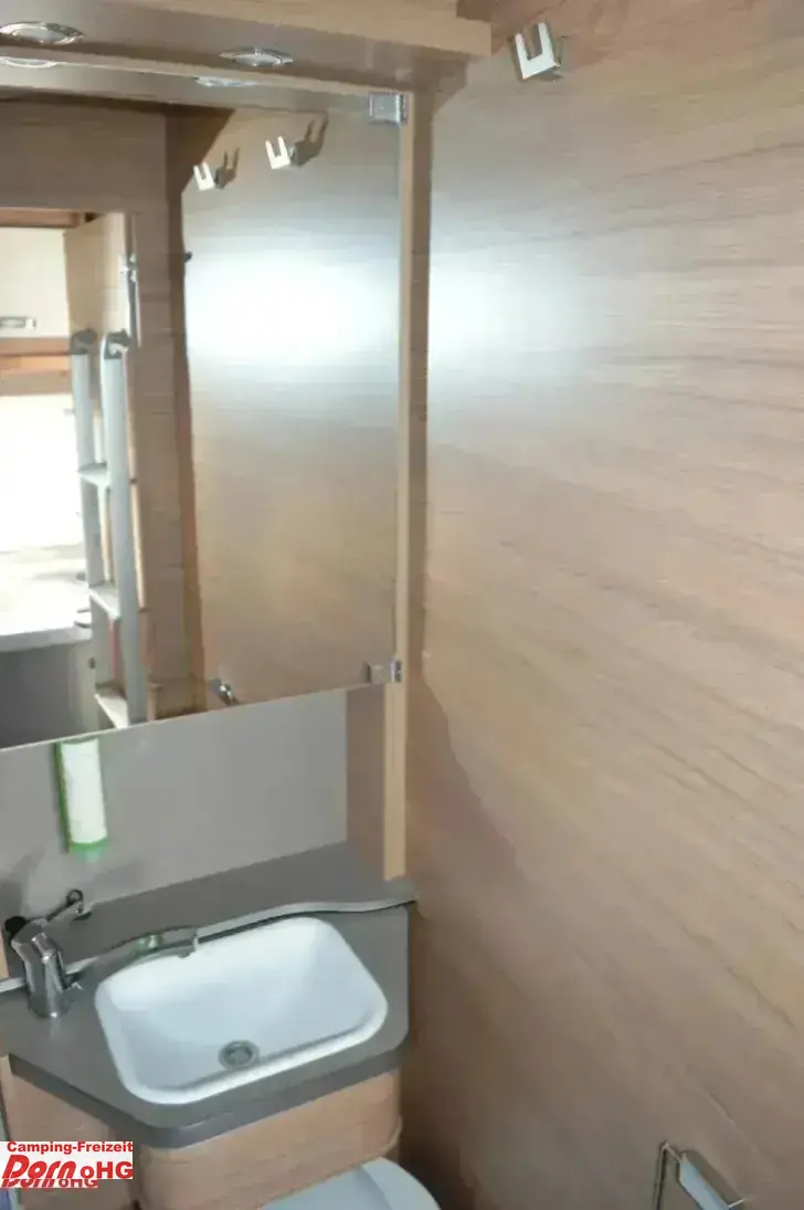 Fahrzeugbild Weinsberg CaraCompact Suite 640 MEG EDITION [PEPPER] #17