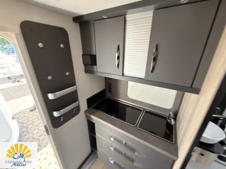 Fahrzeugbild Hobby De Luxe 460 SFf Model 2026 sofort verfügbar #12
