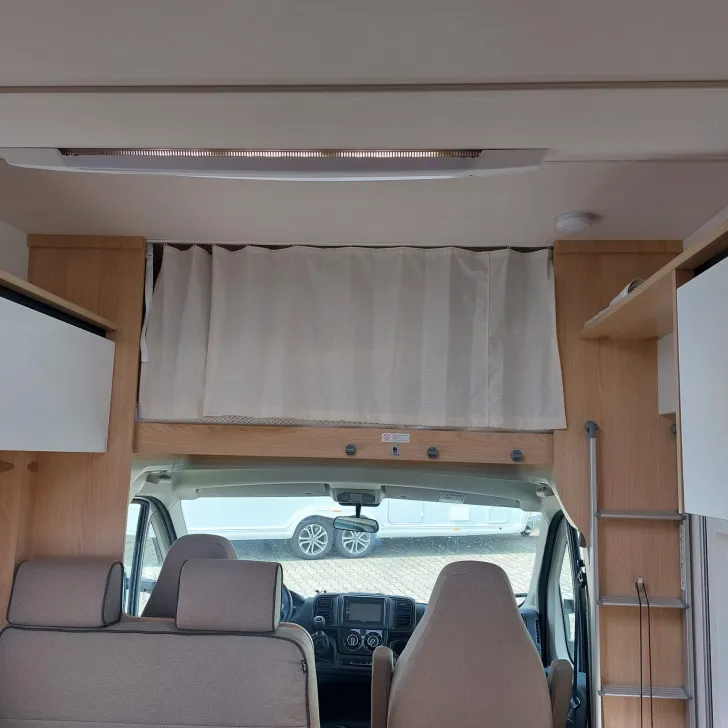 Fahrzeugbild LMC Tourer A 690 G #11
