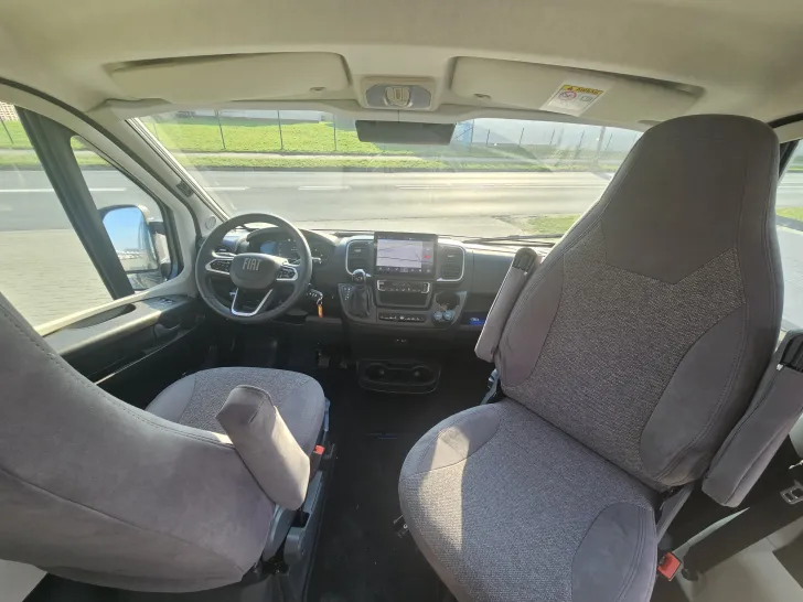 Fahrzeugbild Carado CV 640 PRO+ UPE: 83.152,->13.252,-sparen! #25