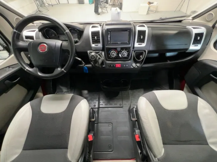 Fahrzeugbild Pilote V 630J/Einzelbetten+AUFSTELLDACH/TOP-ANGEBOT!! #7