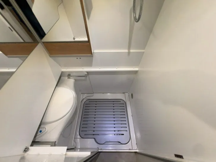 Fahrzeugbild Pilote V 630J/Einzelbetten+AUFSTELLDACH/TOP-ANGEBOT!! #16