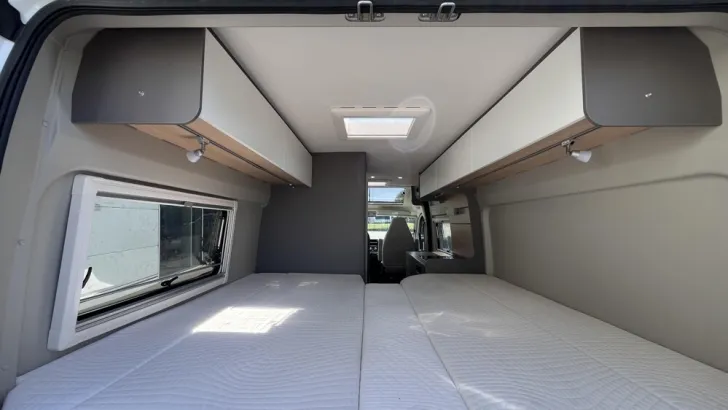 Fahrzeugbild LMC Innovan 640 #6
