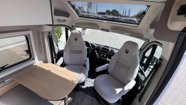 Fahrzeugbild LMC Innovan 640 #7