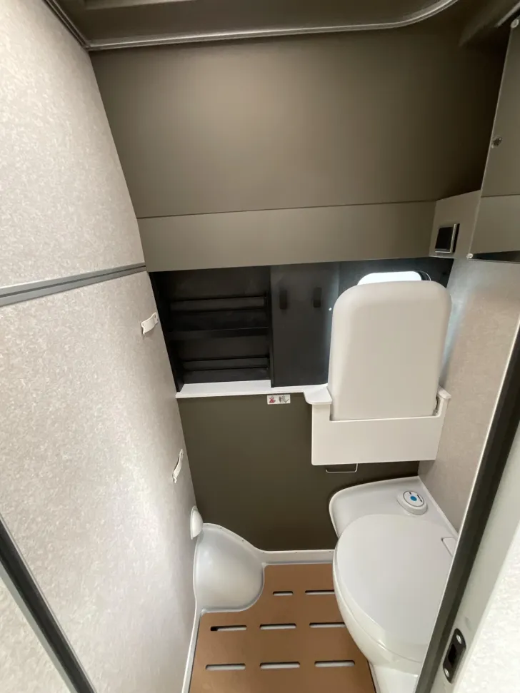 Fahrzeugbild Hymer Grand Canyon S CrossOver 600 #6