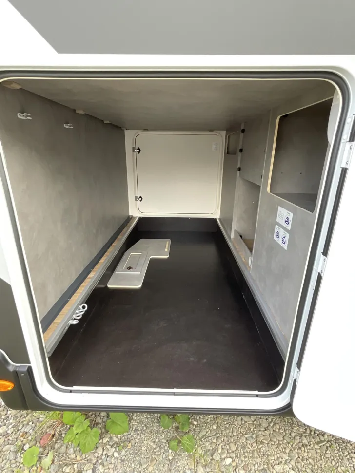 Fahrzeugbild Crosscamp EXPDN T 7.4 E Peugeot Multimediasystem gratis! #5