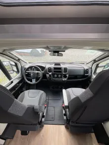 Fahrzeugbild Crosscamp EXPDN T 7.4 E Peugeot Multimediasystem gratis! #7