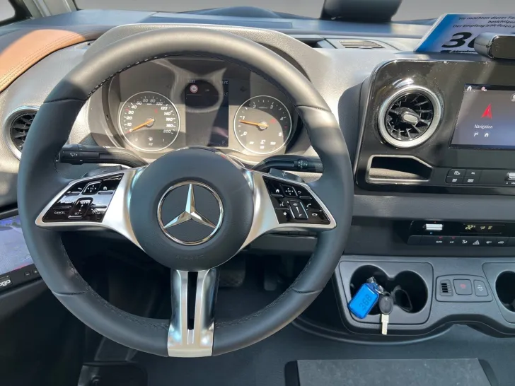 Fahrzeugbild Carthago chic c-line I 4.9 LE Mercedes (368) #11