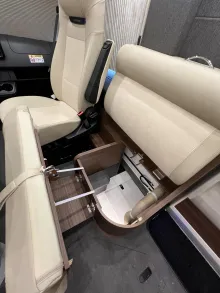 Fahrzeugbild Carthago chic c-line I 4.9 LE Mercedes (368) #39