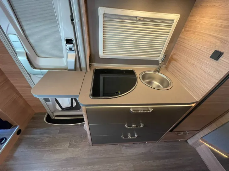Fahrzeugbild Weinsberg CaraSuite 650 MEG EDITION [SPICY] MJ2026 #21