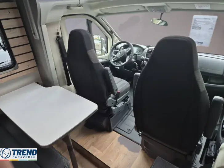 Fahrzeugbild Crosscamp EXPDN 7.0 E Peugeot #11