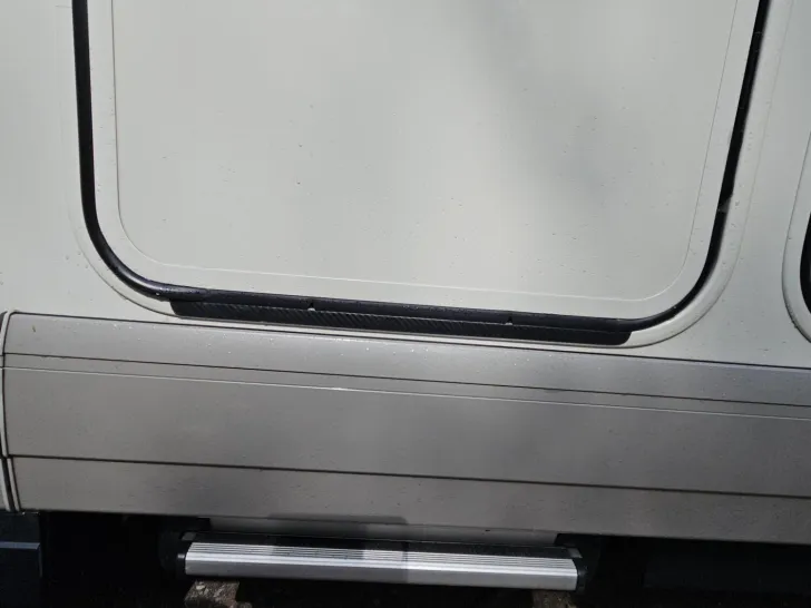 Fahrzeugbild Carthago chic c-line I 4.9 LE L auf Okt26|Alarm|WR|Solar #8