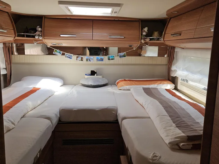 Fahrzeugbild Carthago chic c-line I 4.9 LE L auf Okt26|Alarm|WR|Solar #9