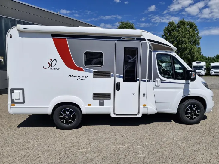 Fahrzeugbild Bürstner Nexxo Time Edition 30 t 569 "SAT*Solar*LiFe*WR* #4
