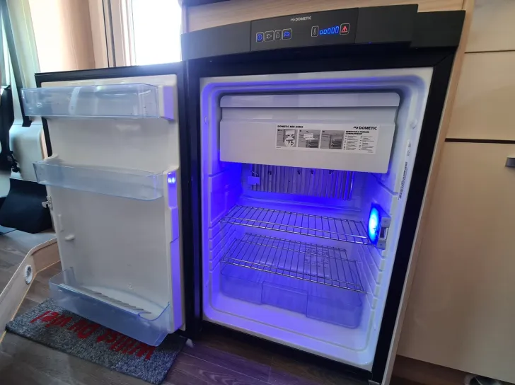 Fahrzeugbild Bürstner Nexxo Time Edition 30 t 569 "SAT*Solar*LiFe*WR* #20