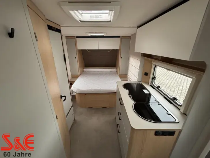 Fahrzeugbild LMC Style 450 D #9