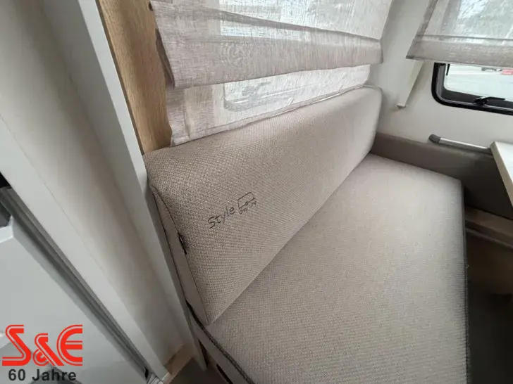 Fahrzeugbild LMC Style 450 D #18