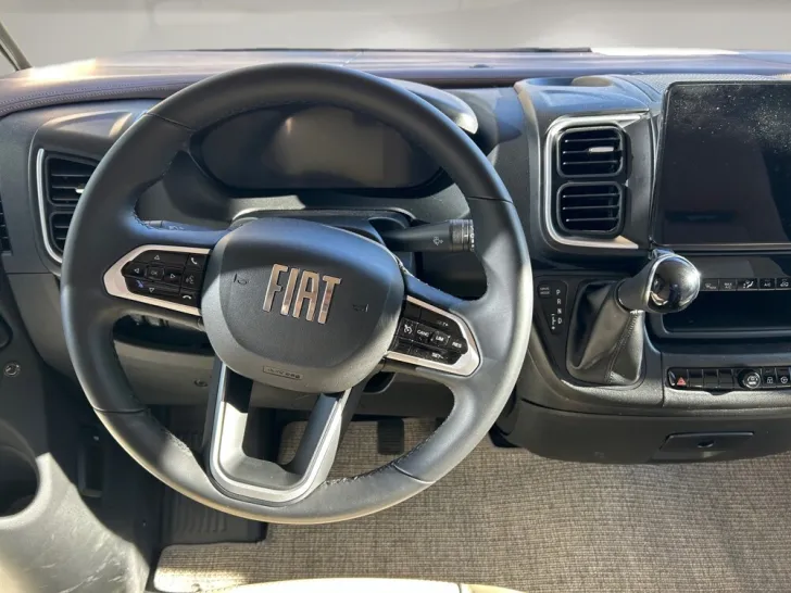 Fahrzeugbild Carthago chic c-line I 4.9 LE #8