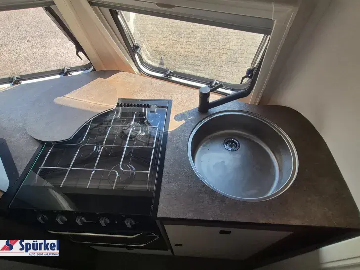 Fahrzeugbild Hymer Eriba Touring 320 Glattblech*Backofen* #23