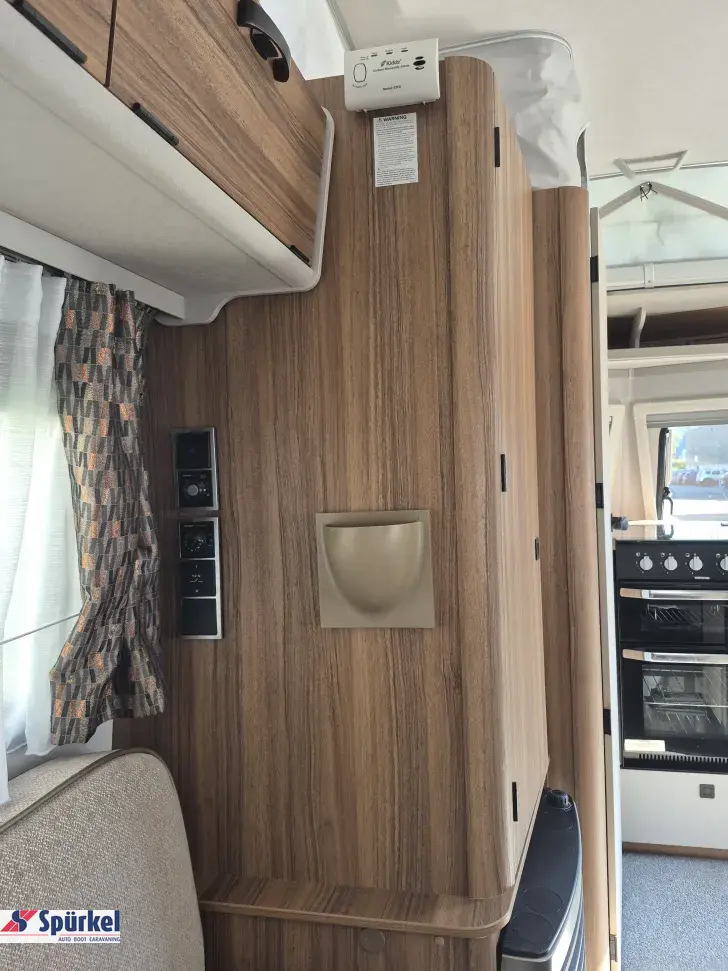 Fahrzeugbild Hymer Eriba Touring 320 Glattblech*Backofen* #31