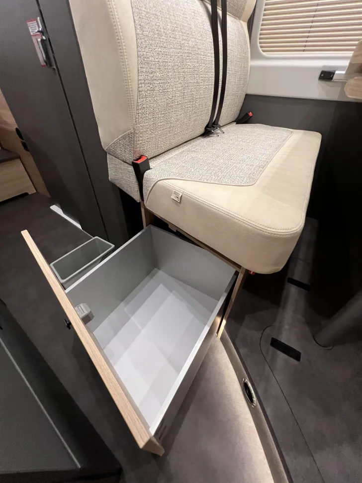Fahrzeugbild Malibu Van charming GT skyview 640 LE Fiat (757) #35