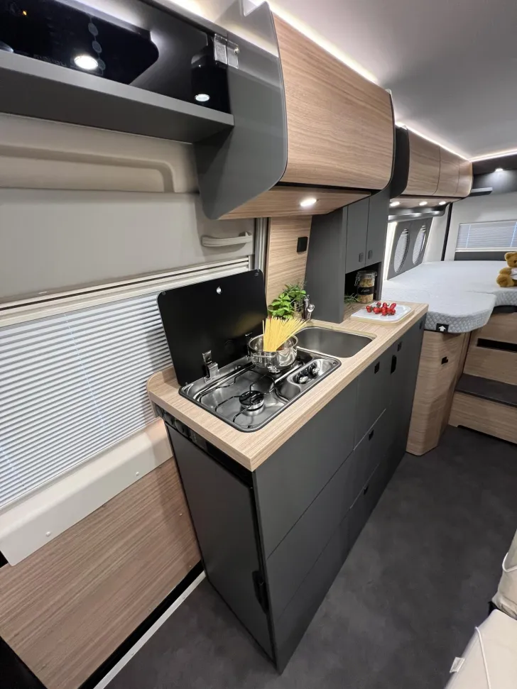 Fahrzeugbild Malibu Van first class - two rooms GT skyview 640 LE RB Fiat (768) #20