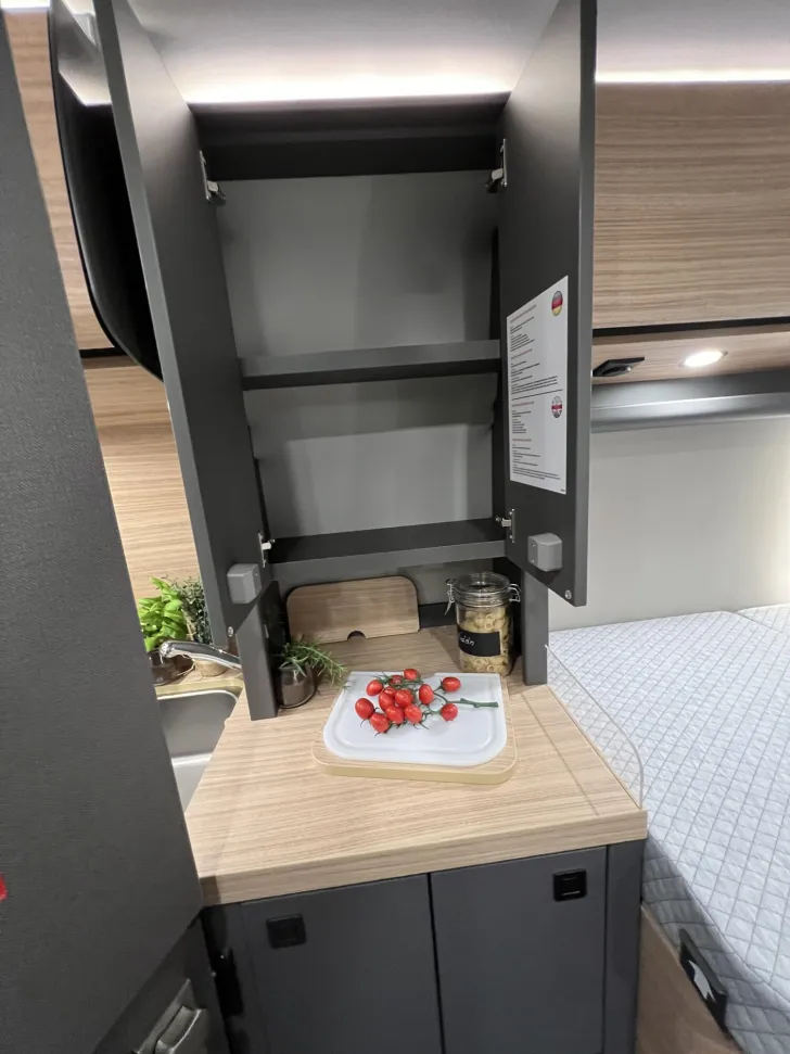 Fahrzeugbild Malibu Van first class - two rooms GT skyview 640 LE RB Fiat (768) #24