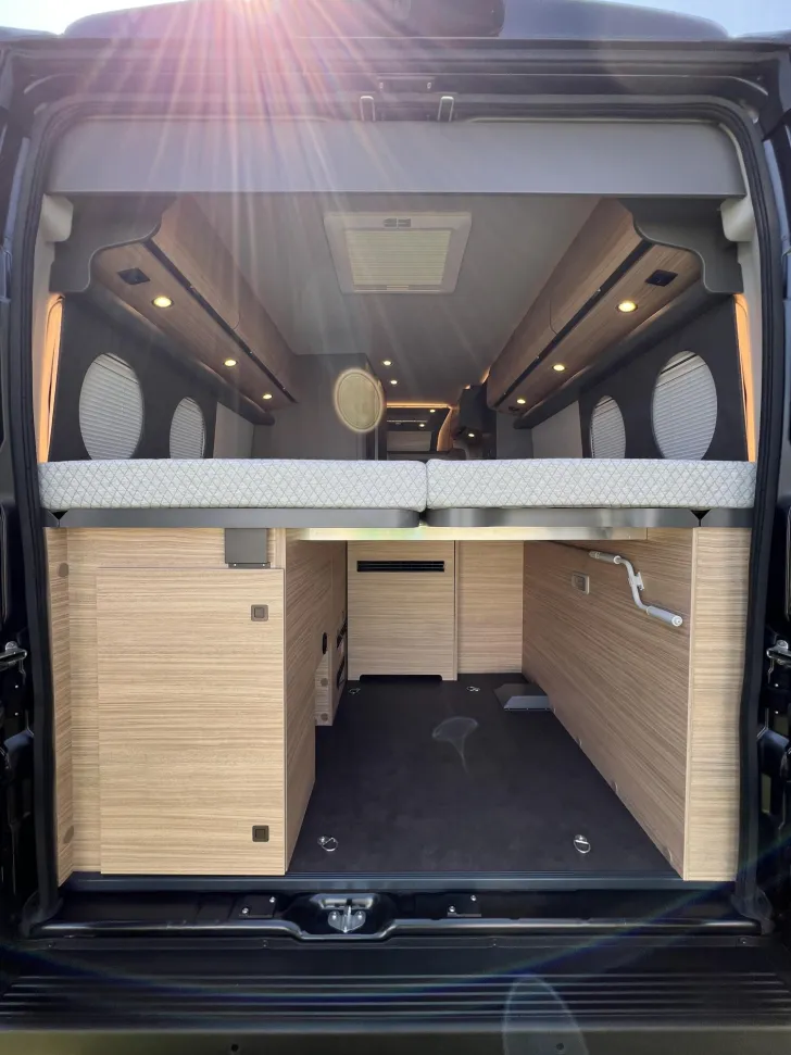 Fahrzeugbild Malibu Van first class - two rooms GT skyview 640 LE RB Fiat (768) #31