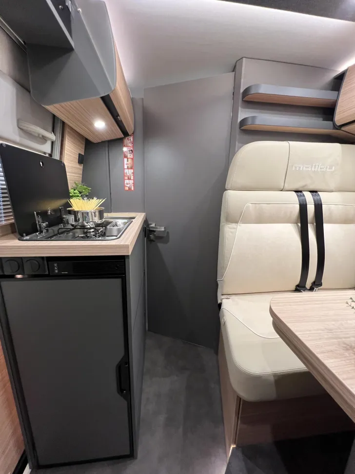 Fahrzeugbild Malibu Van first class - two rooms GT skyview 640 LE RB Fiat (768) #37