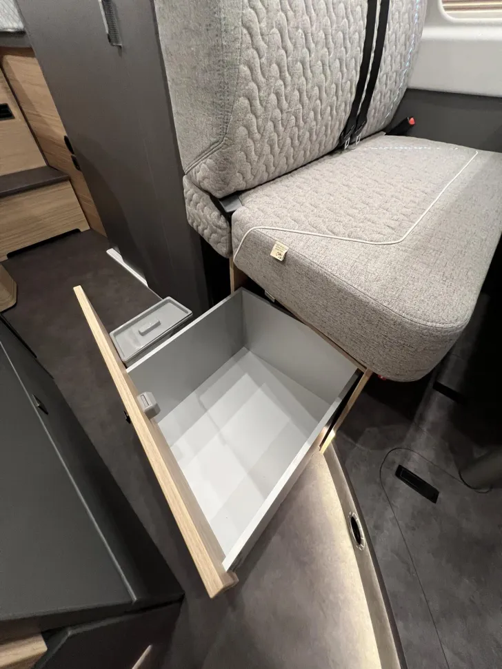 Fahrzeugbild Malibu Van charming GT skyview 640 LE K Fiat (758) #36