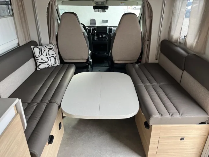 Fahrzeugbild Challenger Teilintegriert Ultimate Edition 260 #15