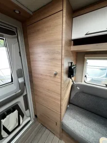 Fahrzeugbild Knaus Südwind 420 QD Black Selection #6