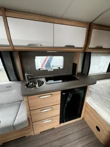 Fahrzeugbild Knaus Südwind 450 FU Black Selection Modelljahr 2027 #8