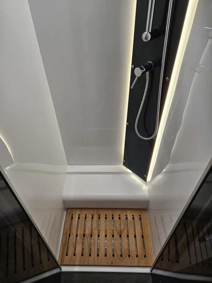 Fahrzeugbild Chausson Titanium Premium Top gepflegt, inklusive aller #7