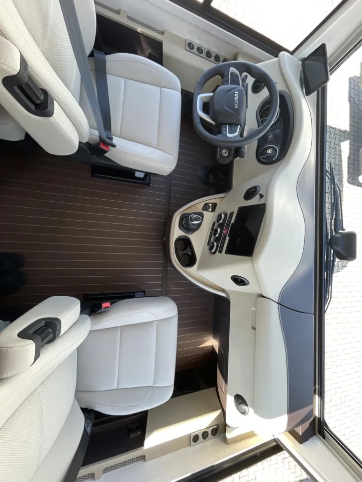 Fahrzeugbild Concorde Carver Select 850 L #17