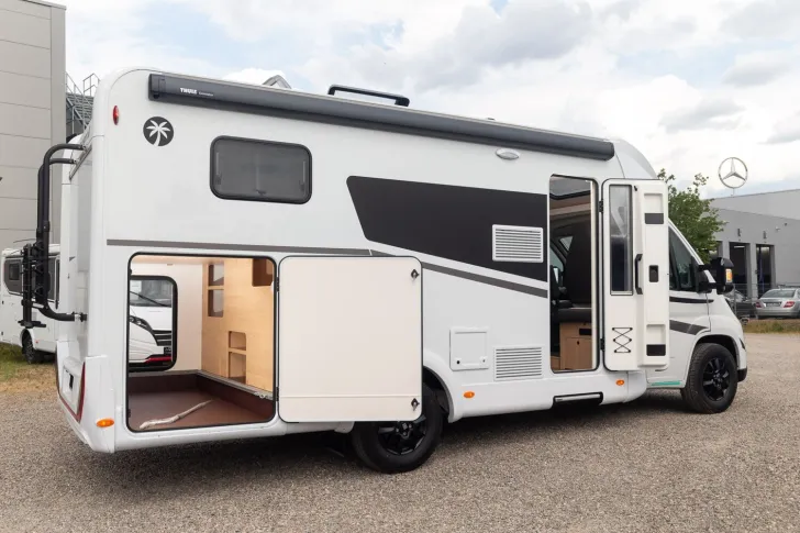 Fahrzeugbild Sunlight Adventure T 67S mit 100 Watt Solar #5