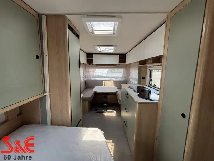 Fahrzeugbild LMC Style 440 D #14