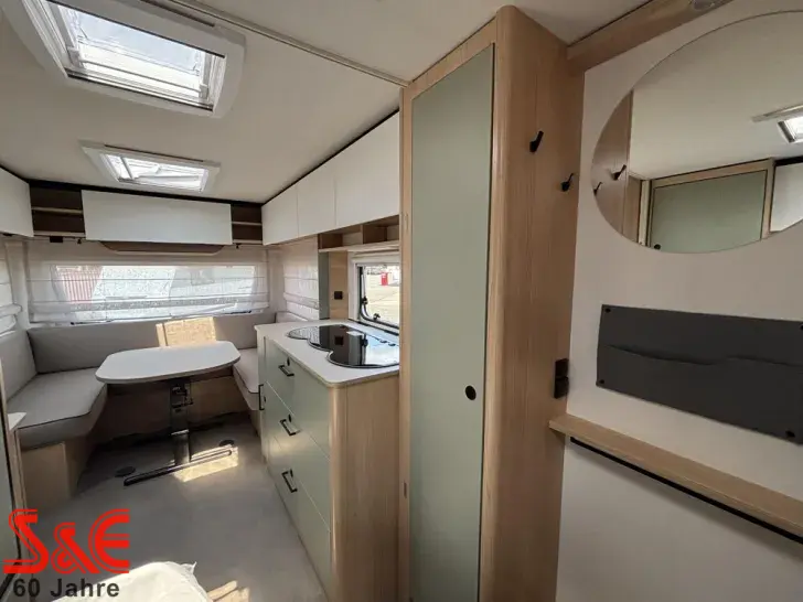 Fahrzeugbild LMC Style 440 D #15