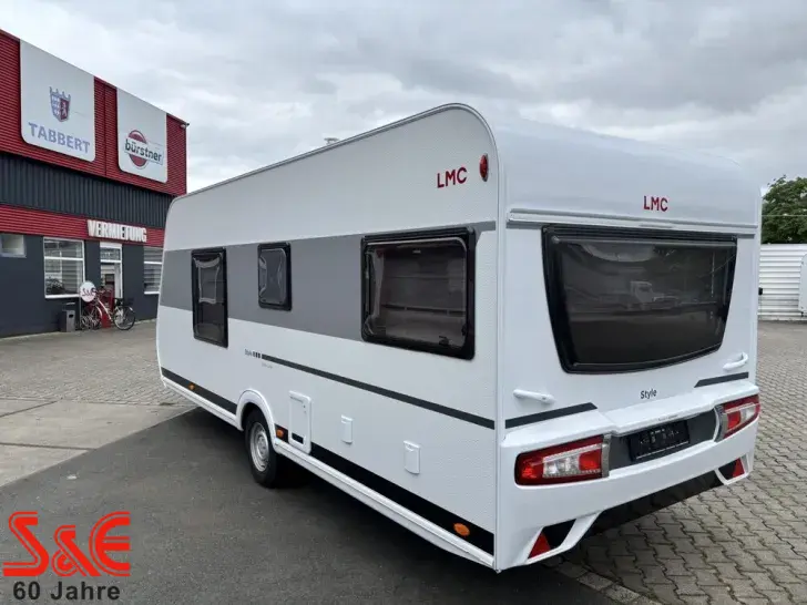 Fahrzeugbild LMC Style 450 D #4
