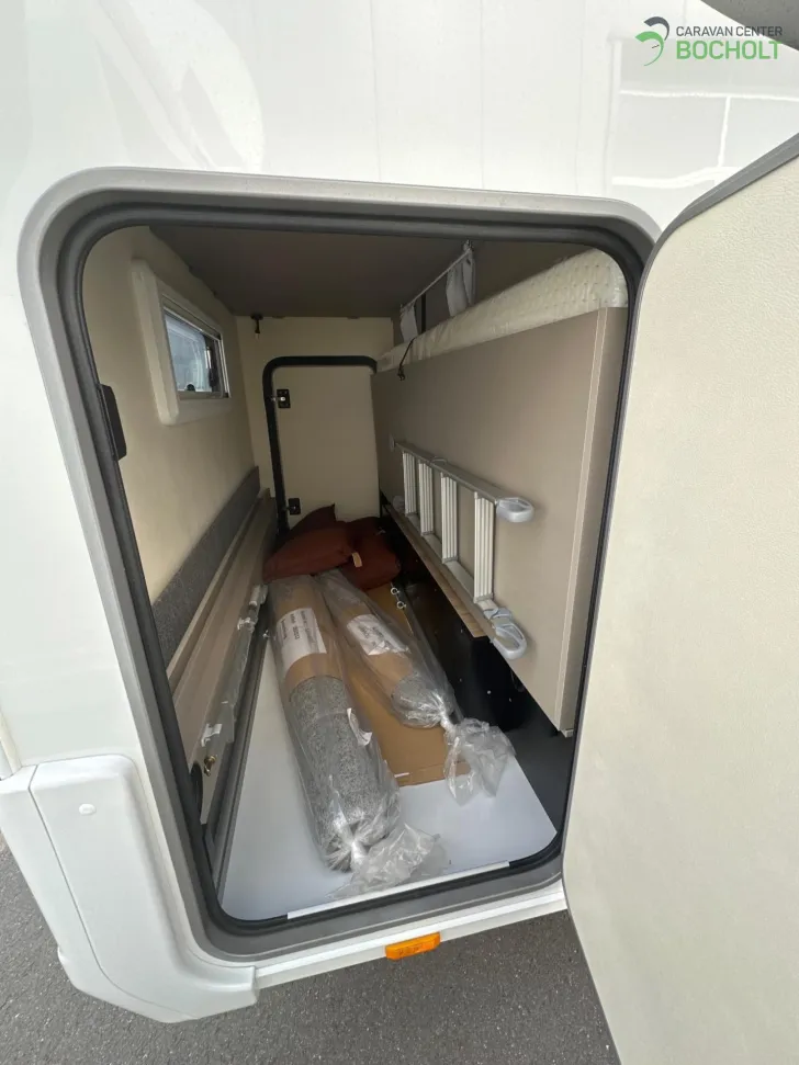 Fahrzeugbild Bürstner Campeo TD 676 Etagenbetten / AHK / WIFI #6
