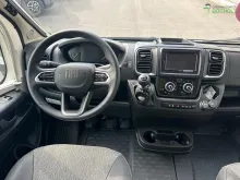 Fahrzeugbild Bürstner Campeo TD 676 Etagenbetten / AHK / WIFI #8