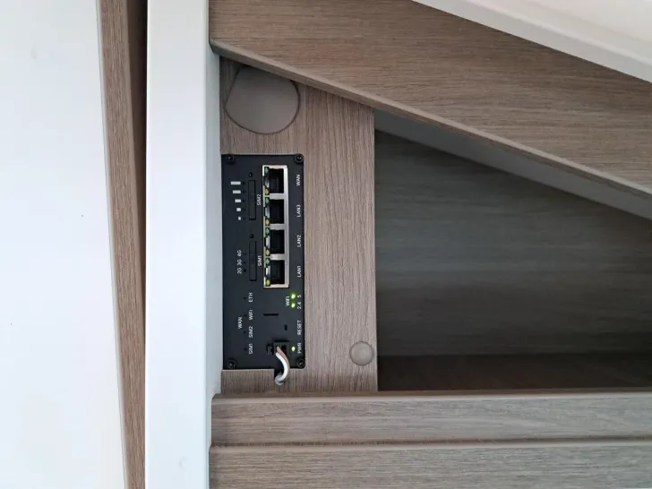 Fahrzeugbild Carado V 339 Pro+, Solar, LTE, TV-Paket #23