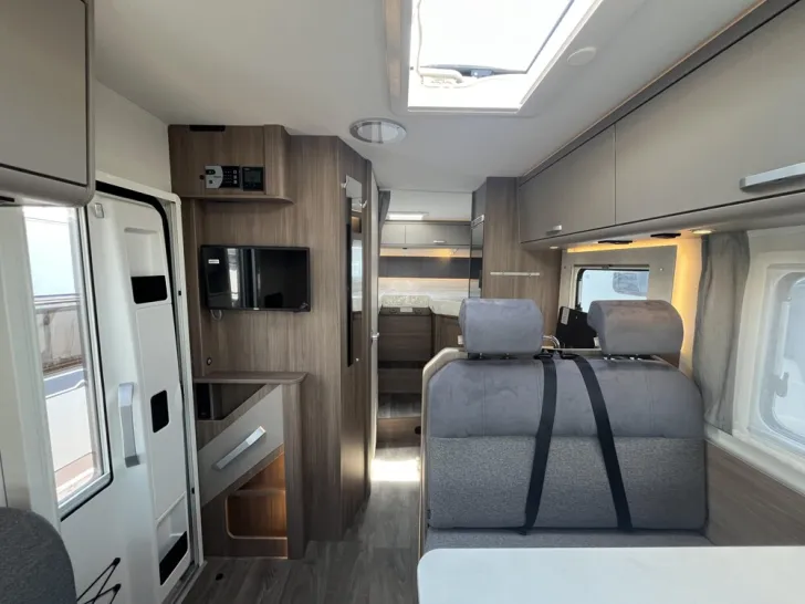 Fahrzeugbild Carado T 328 #6