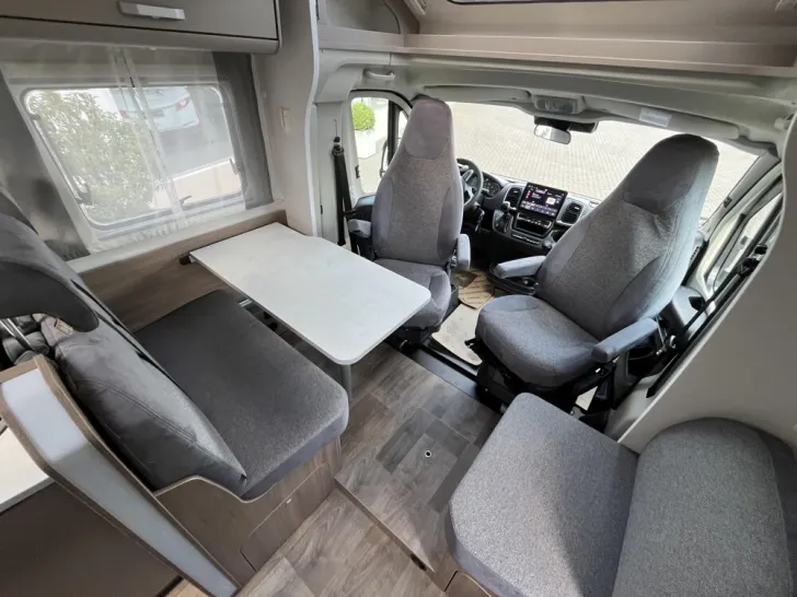 Fahrzeugbild Carado T 328 #4