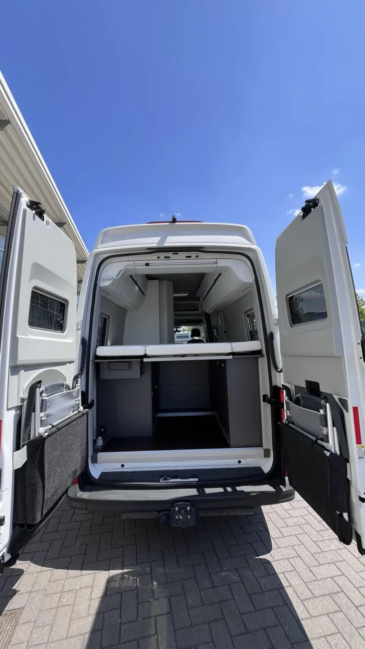 Fahrzeugbild VW Grand California  680 #4