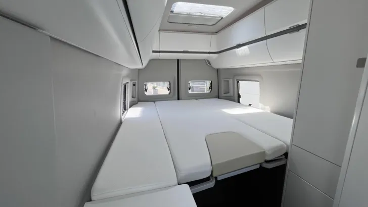 Fahrzeugbild VW Grand California  680 #11