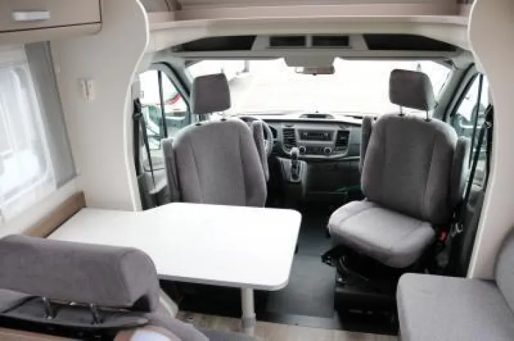 Fahrzeugbild Carado T 447 AT6G+Hubbett+Mulitmedia+DRFK+TV #5
