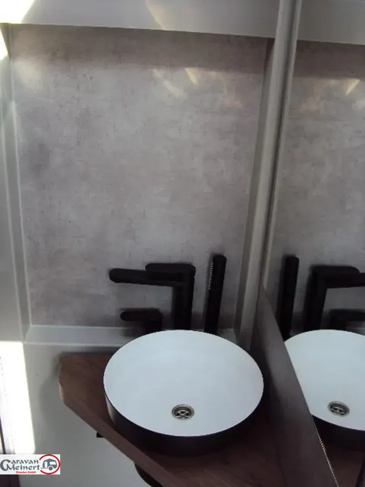 Fahrzeugbild Niesmann + Bischoff iSmove 6.9 E #15