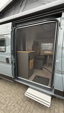 Fahrzeugbild Hymer Camper Van Redwood 601 Explorer Markteinführung #9